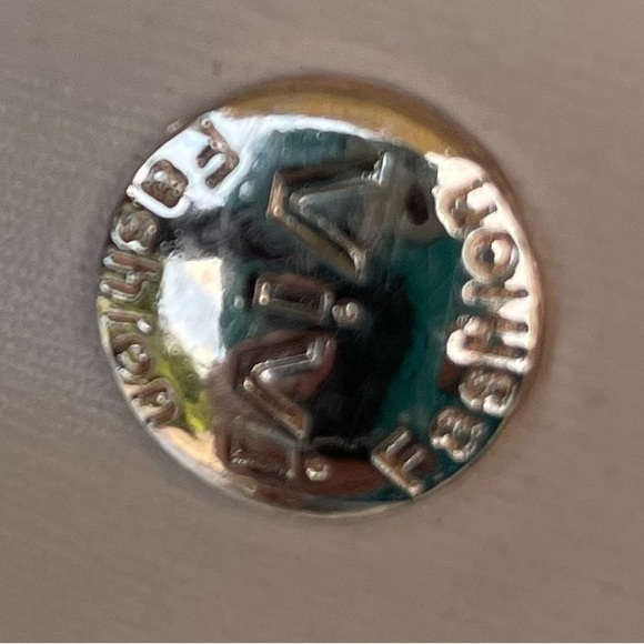 VIVI Gray Snakeskin Heels Size 9.5 - Picture 7 of 12